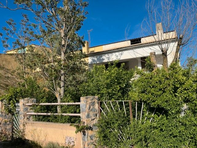 Exterior view of Single-family semi-detached for sale in Villafranca de los Caballeros