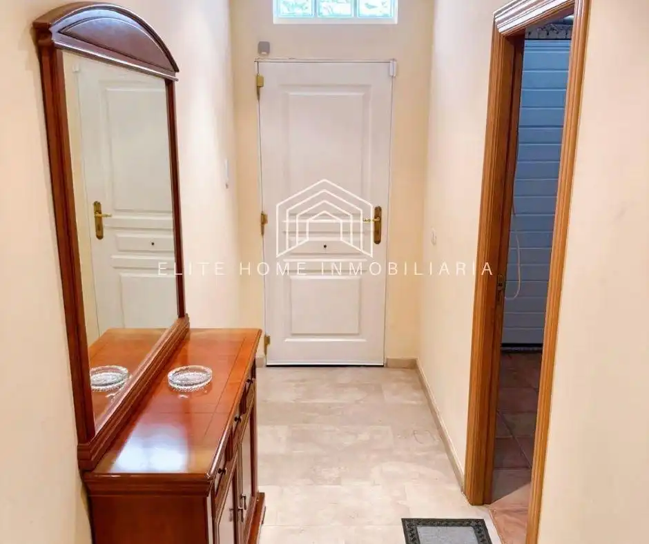 Detached homes for rent in Estación - Universidad