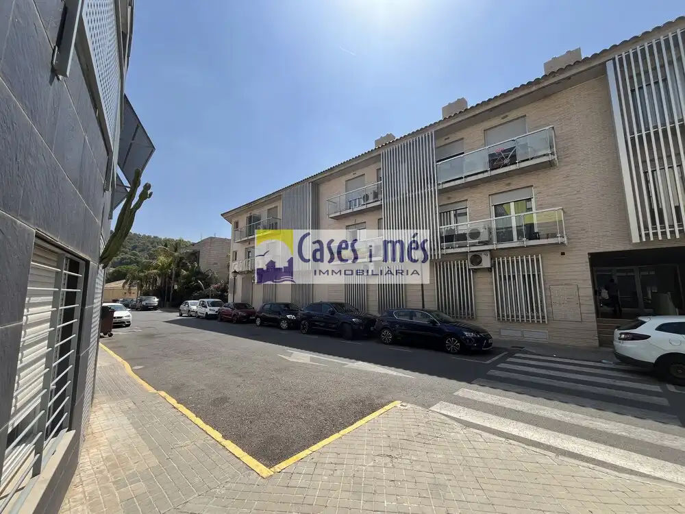 Vista exterior de Pis de lloguer en Náquera amb Piscina comunitària
