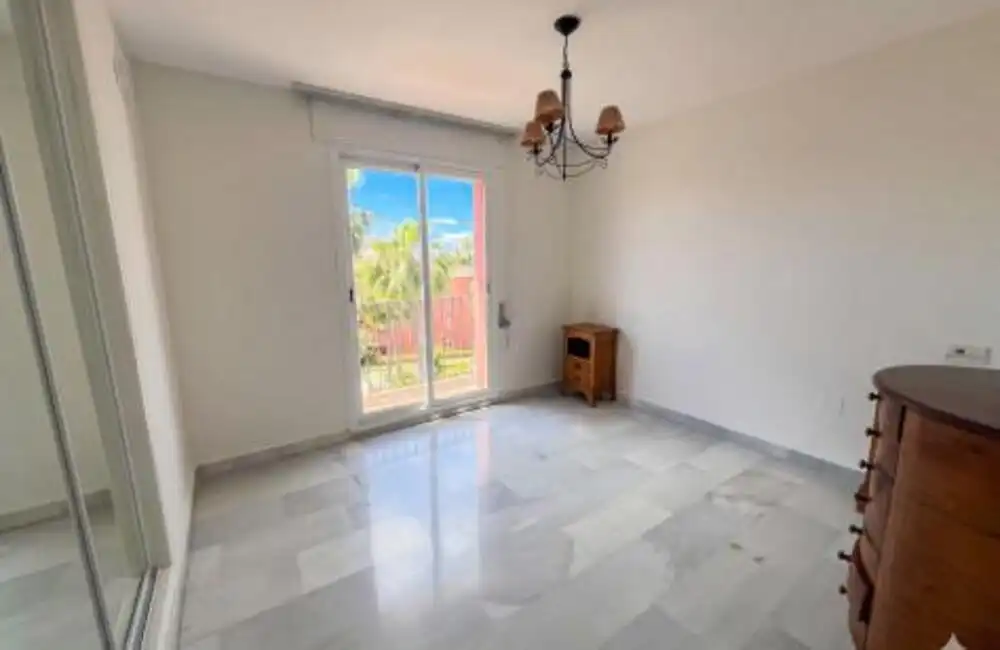 Jardí de Apartament de lloguer en Marbella amb Aire condicionat, Terrassa i Moblat