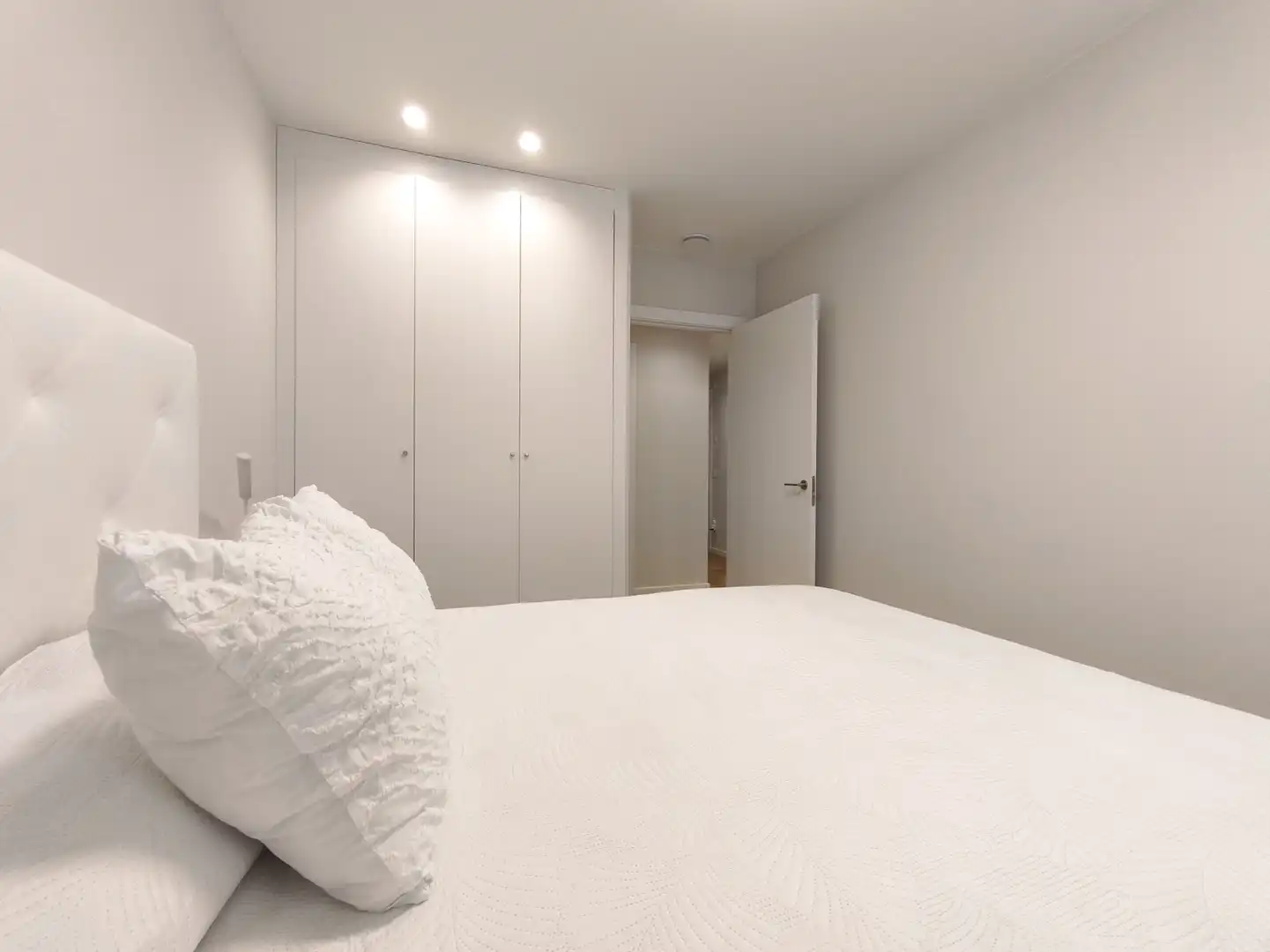 Schlafzimmer von Wohnung zum Verkauf in  Logroño mit Heizung, Privatgarten und Parkett