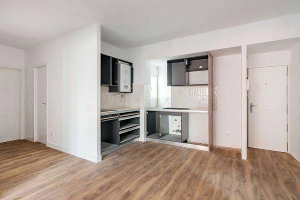 Piso en Venta en Valdezarza