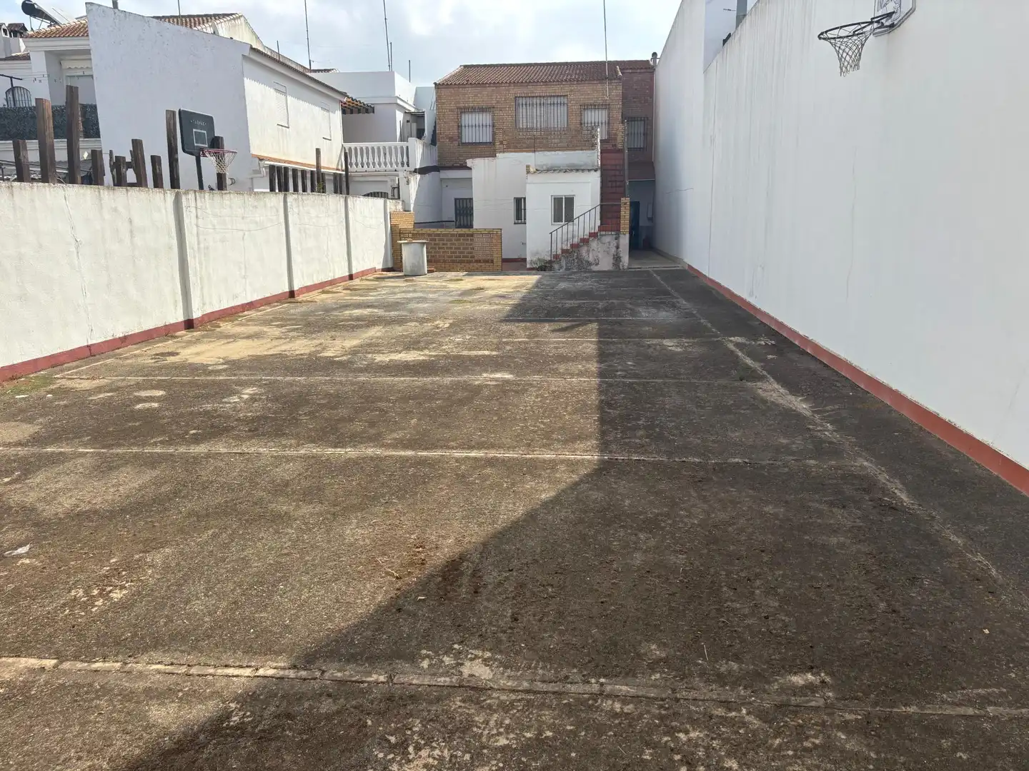 Aparcament de Casa o xalet en venda en San Juan del Puerto