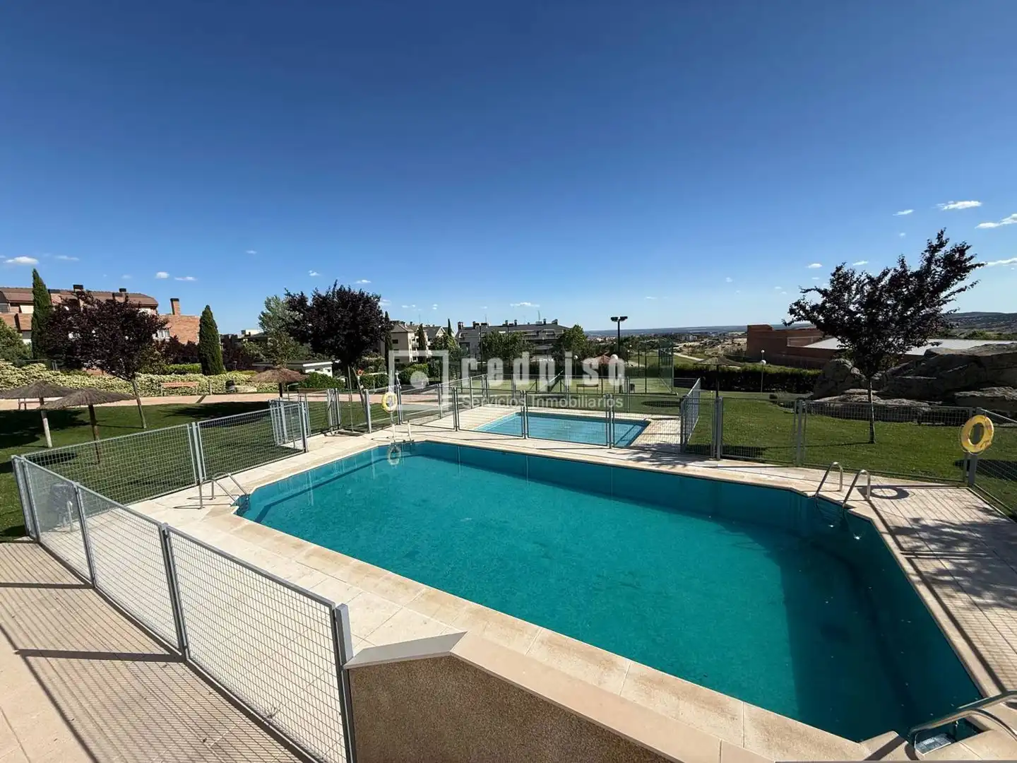 Piscina de Piso en venta en Colmenar Viejo con Aire acondicionado, Calefacción y Jardín privado