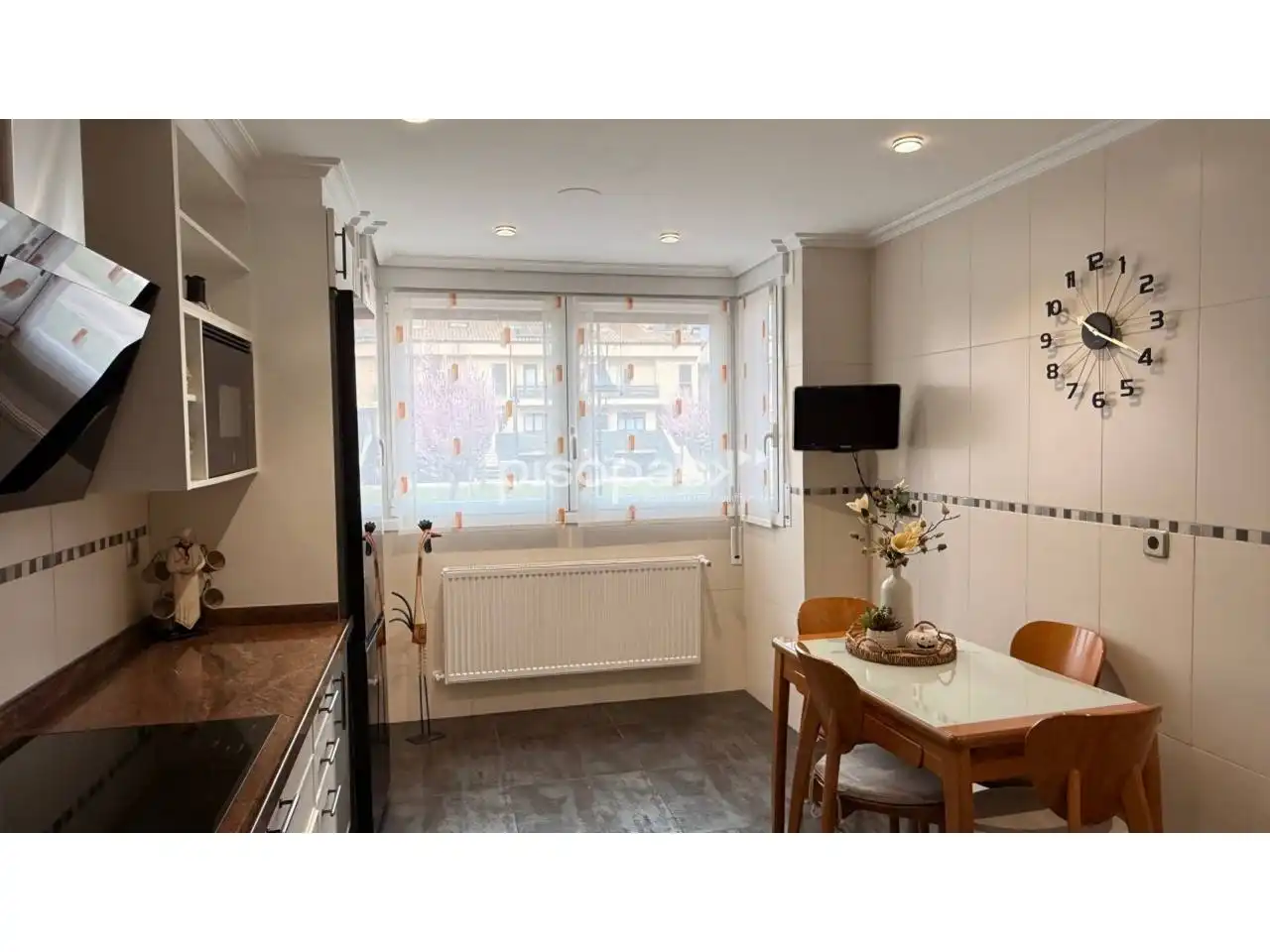 Cocina de Casa adosada en venta en Berrioplano / Berriobeiti con Calefacción, Jardín privado y Parquet