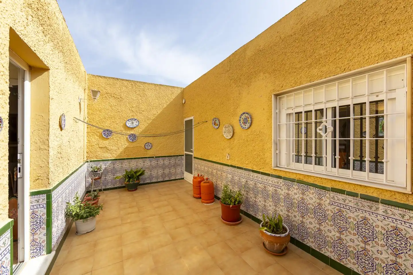 Terraza de Casa o chalet en venta en Almería con Aire acondicionado, Jardín privado y Terraza