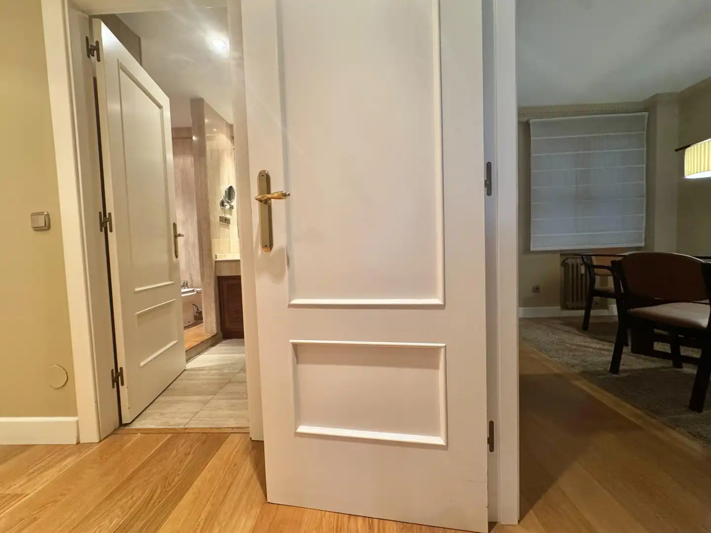 Pis de lloguer en Oviedo  amb Calefacció, Parquet i Moblat