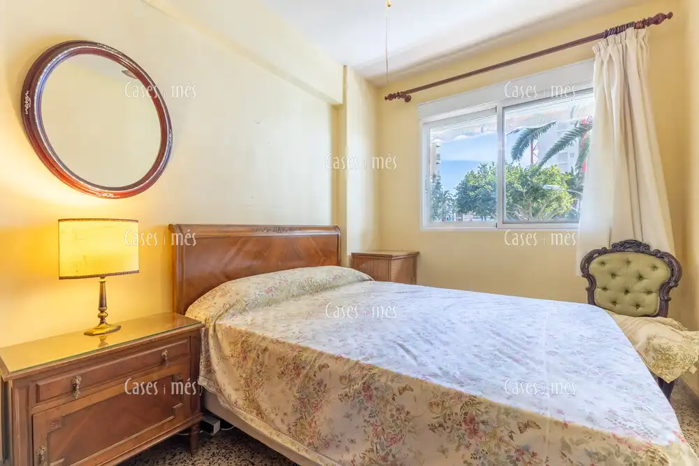 Habitación de Apartamento en venta en La Pobla de Farnals con Terraza, Amueblado y Piscina comunitaria