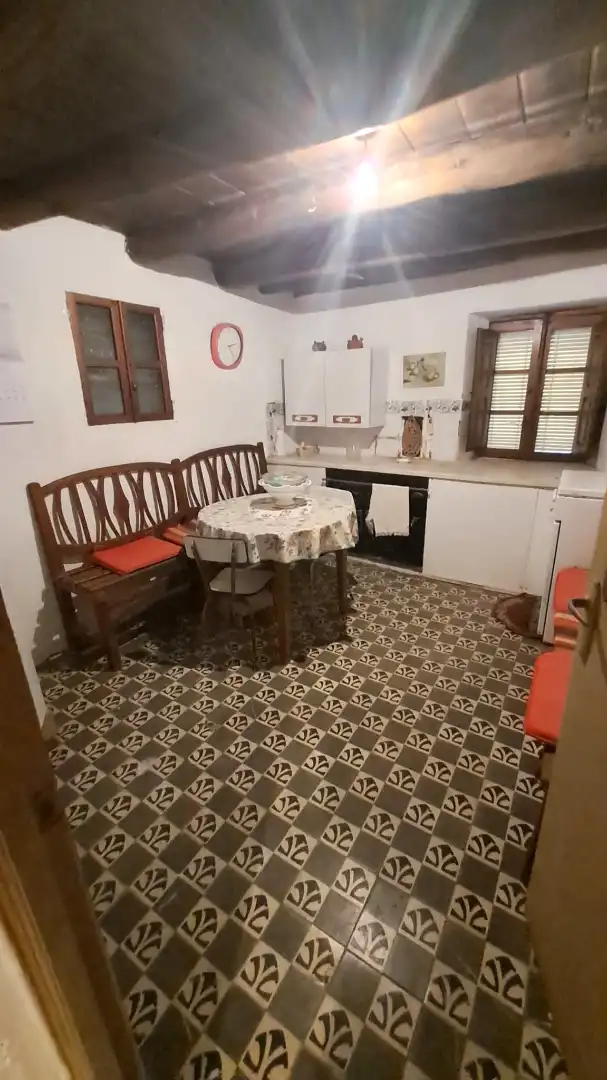Cuina de Casa o xalet en venda en Frumales amb Calefacció i Moblat