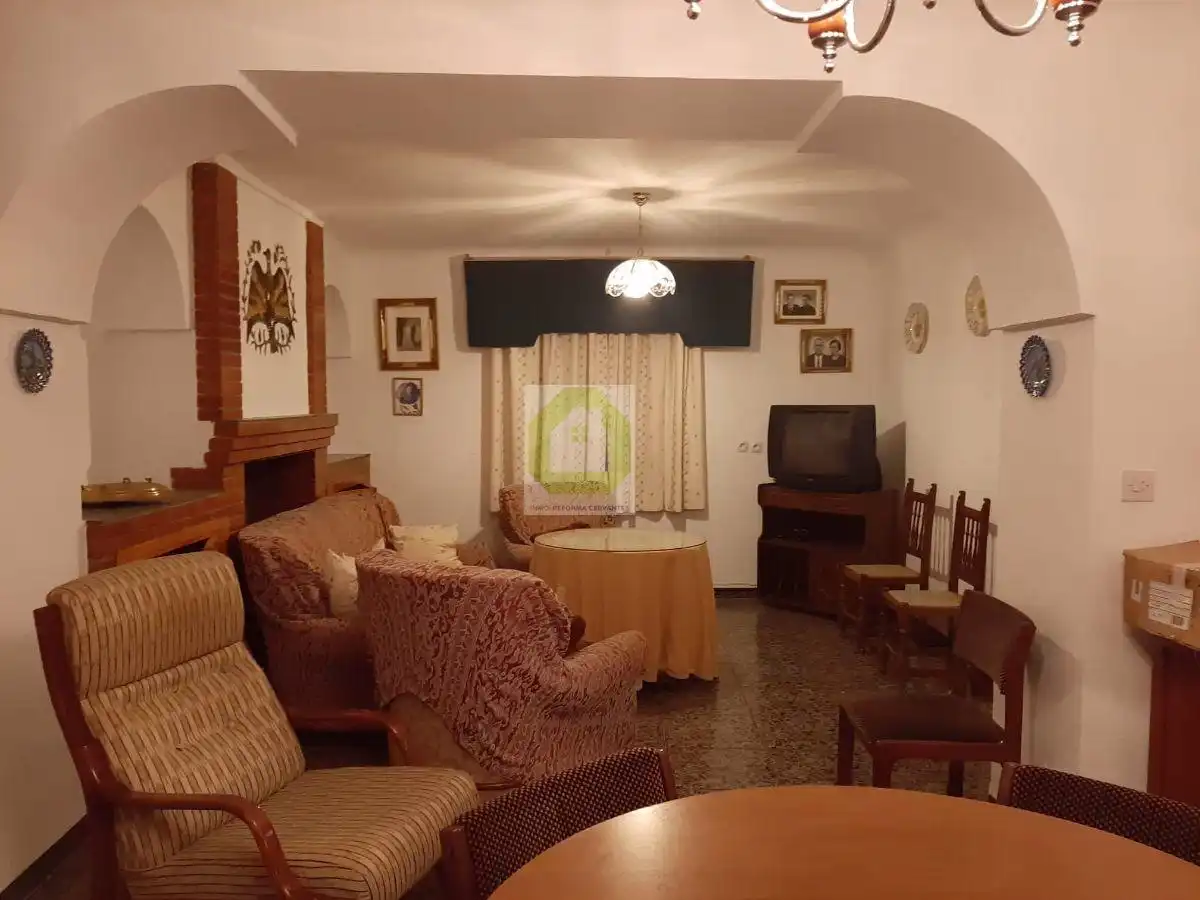 Casa o xalet en venda a Almendro, Guadahortuna