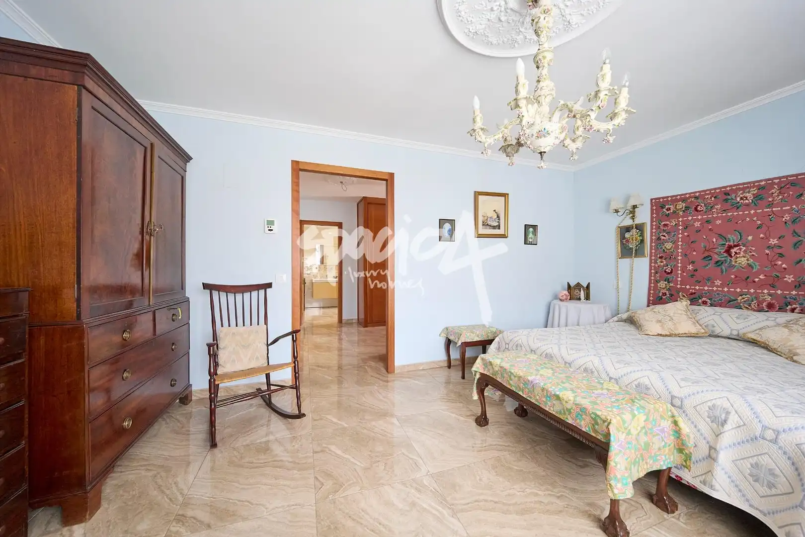 Dormitori de Casa o xalet en venda en El Escorial amb Calefacció, Jardí privat i Terrassa