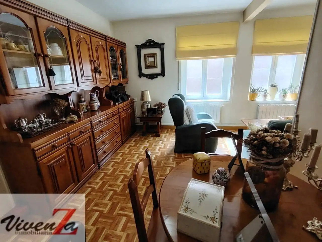 Sala de estar de Piso en venta en Zamora Capital  con Calefacción, Parquet y Trastero