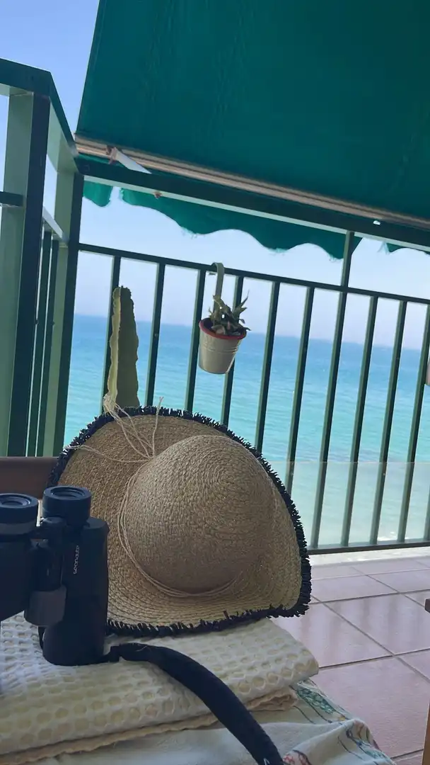 Flat for rent in Paseo Marítimo Rey de España, Las Gaviotas - Carvajal
