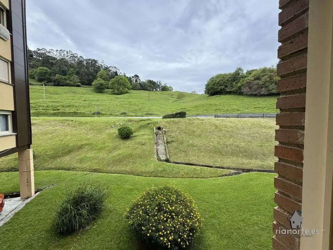 Jardín de Piso en venta en Ribadesella con Calefacción