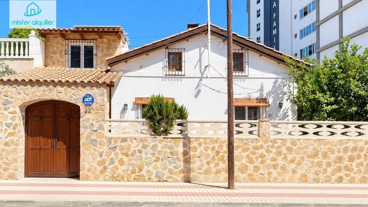 Casa o xalet de lloguer a ALCOY, 32, Campello Playa
