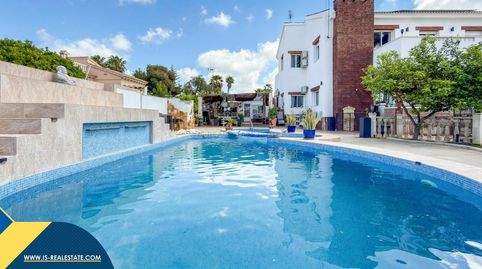 Villa con piscina privada, en la provincia de Alicante, en Rojales, en la localidad de Ciudad Quesada. 7 habitaciones | 480 m² | A, imatge 2