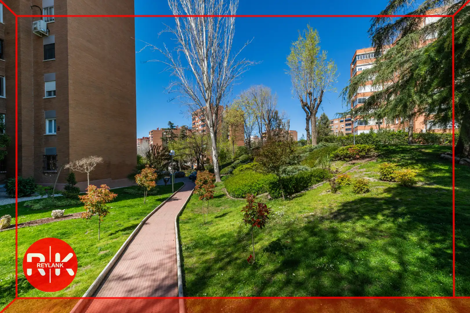 Vista exterior de Pis en venda en Coslada amb Aire condicionat, Calefacció i Terrassa