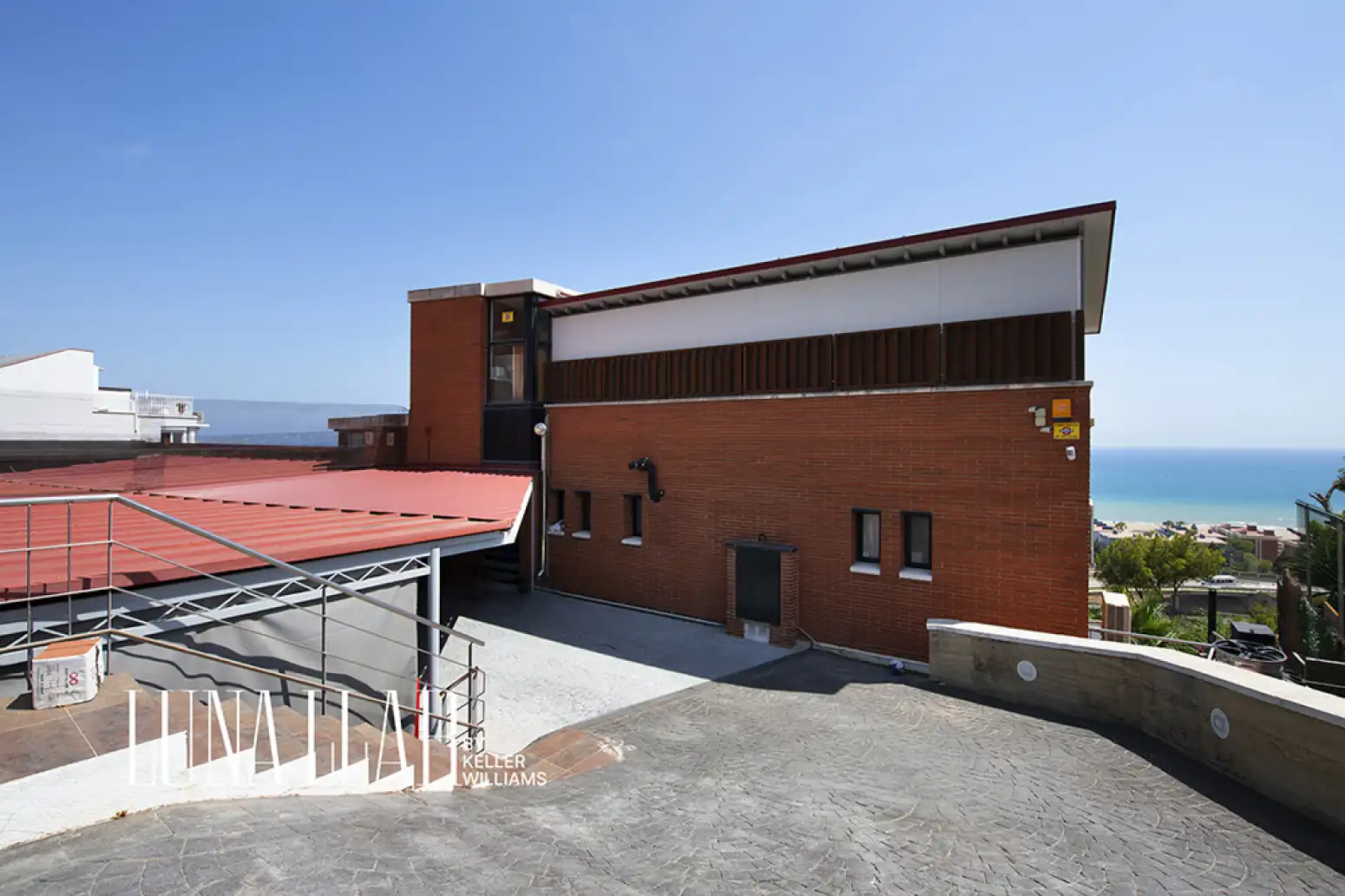 Außenansicht von Haus oder Chalet zur Miete in Sitges mit Klimaanlage, Terrasse und Möbliert