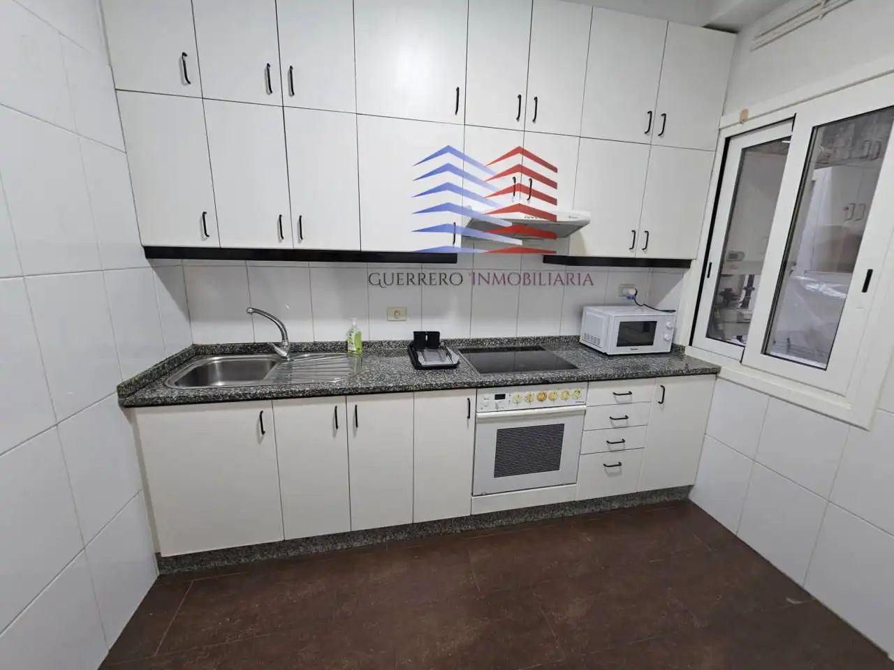 Kitchen of Flat for rent in Ourense Capital   with Heating, Furnished and Balcony