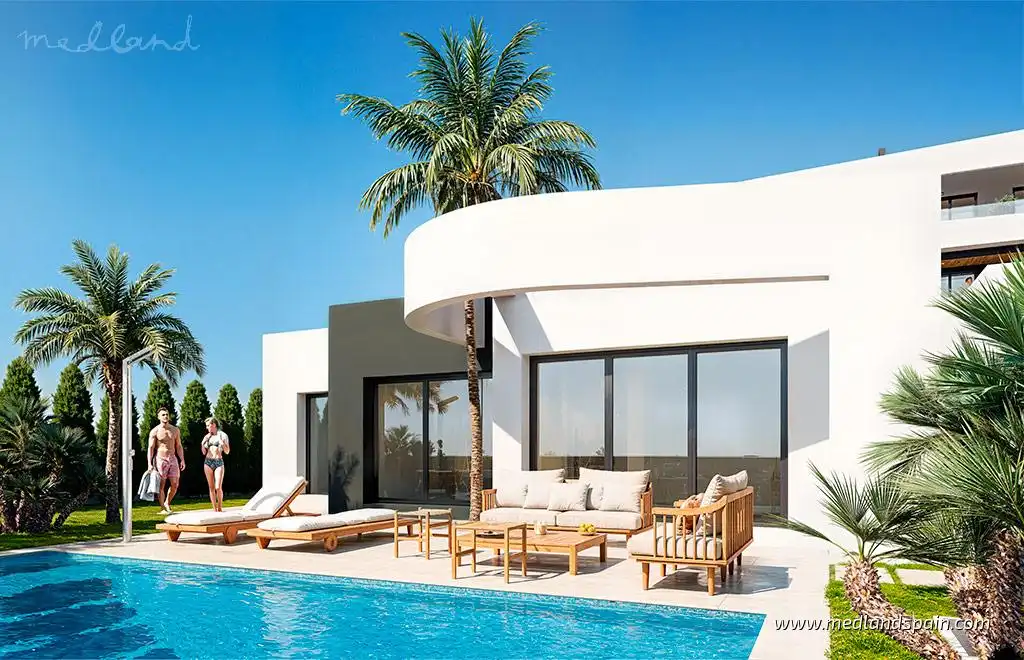 Villa mit Pool zum Verkauf in Las Lomas de Rame - Bahía Bella