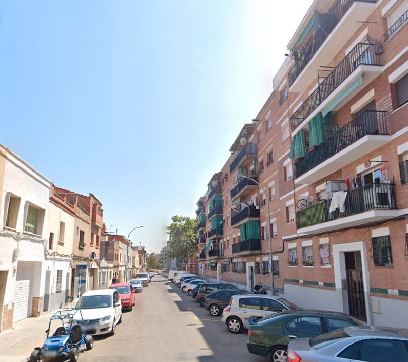 Vista exterior de Pis en venda en Sabadell