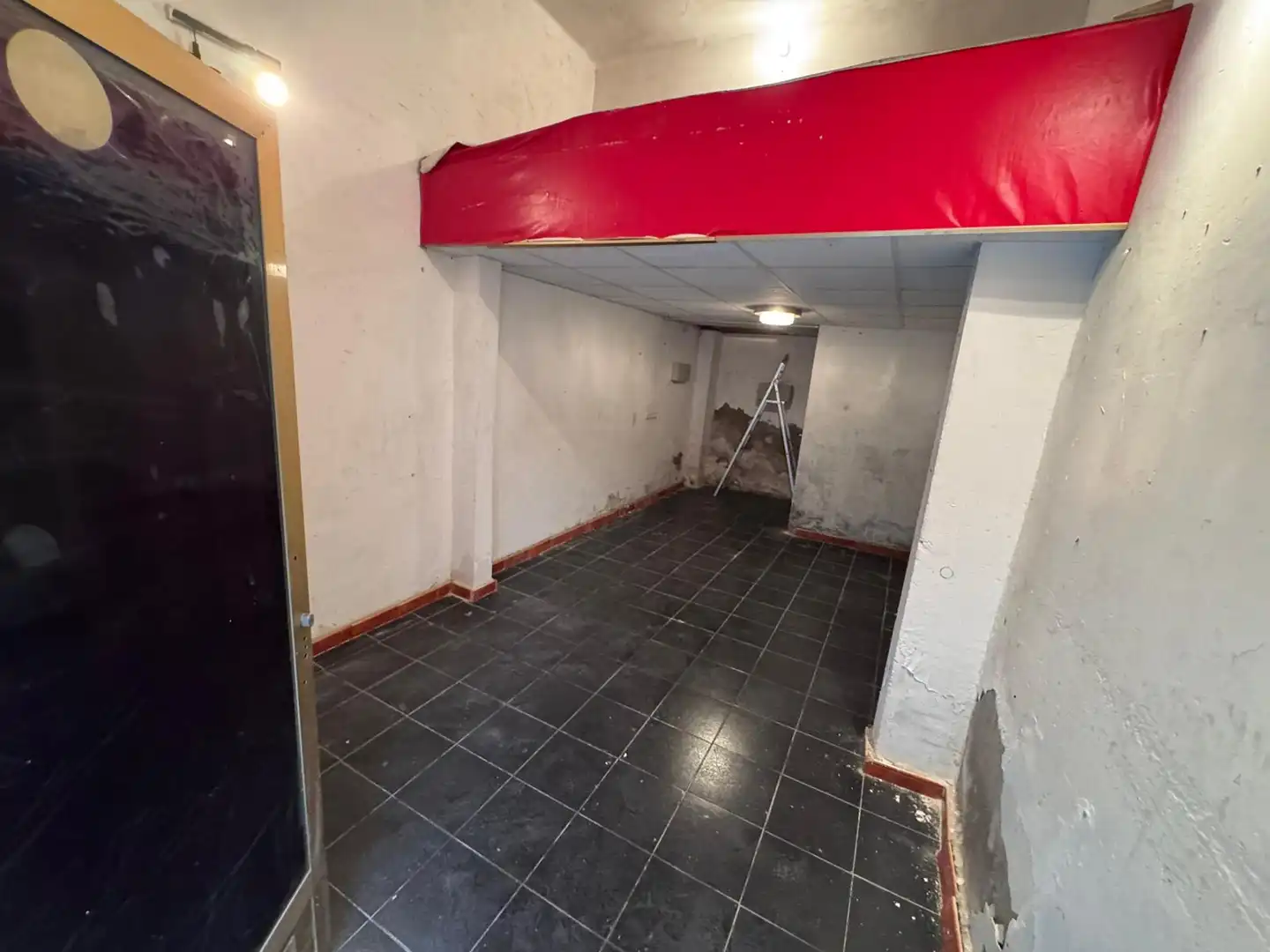Business premises for sale in Calle Donoso Cortés, imagen 2