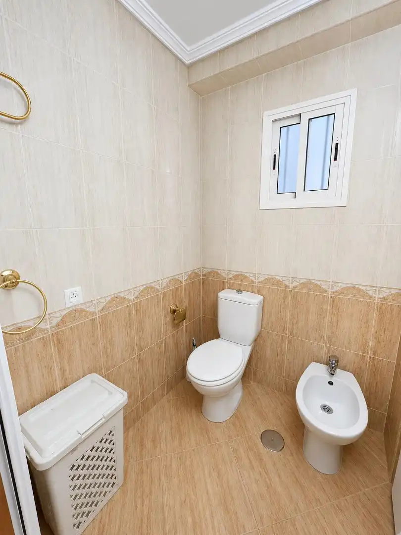 Baño de Piso en venta en Sevilla con Balcón
