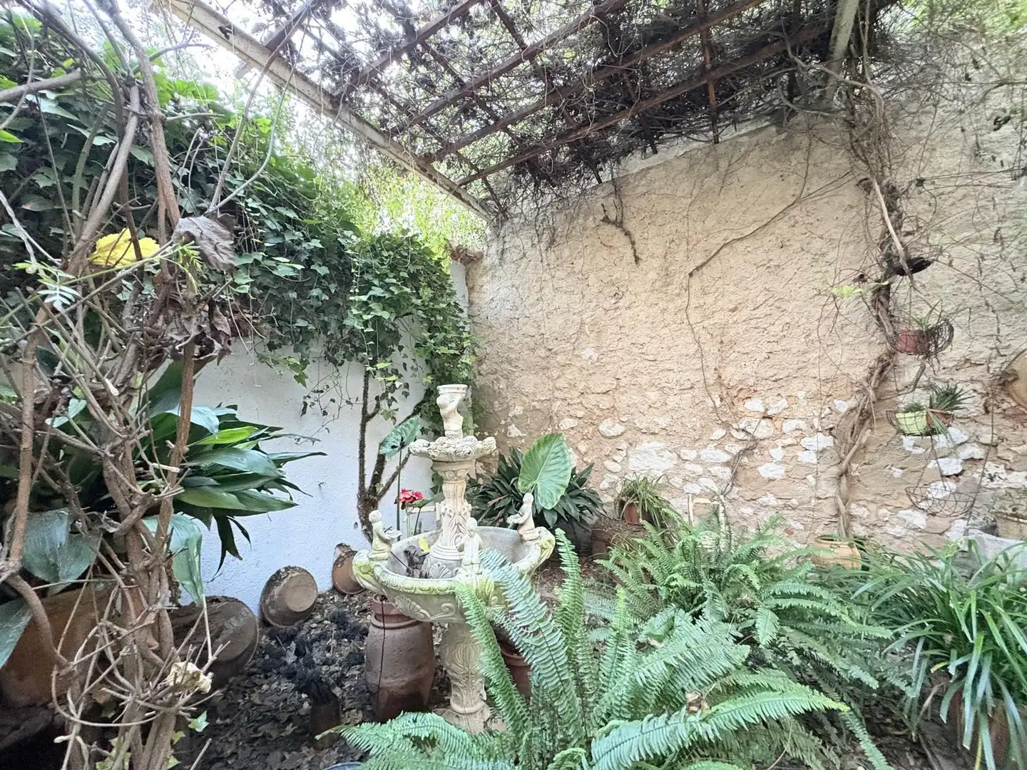 Garden of Houses for sale in La Font de la Figuera  with Swimming Pool