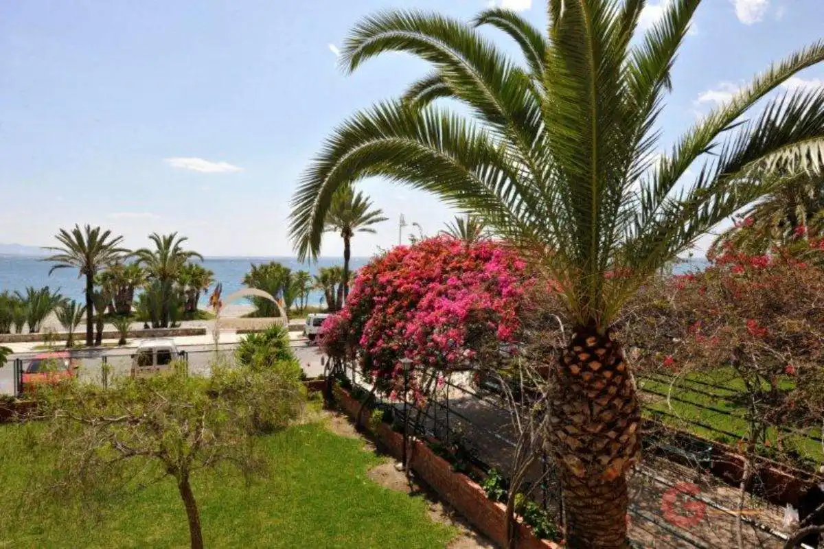 Edificio en venta en Velilla - Velilla Taramay