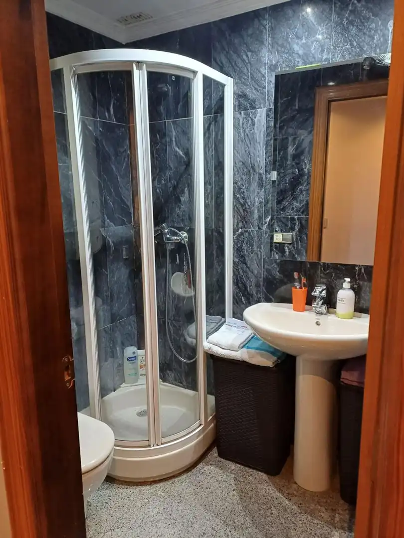 Badezimmer von Wohnung zum Verkauf in Salamanca mit Abstellraum