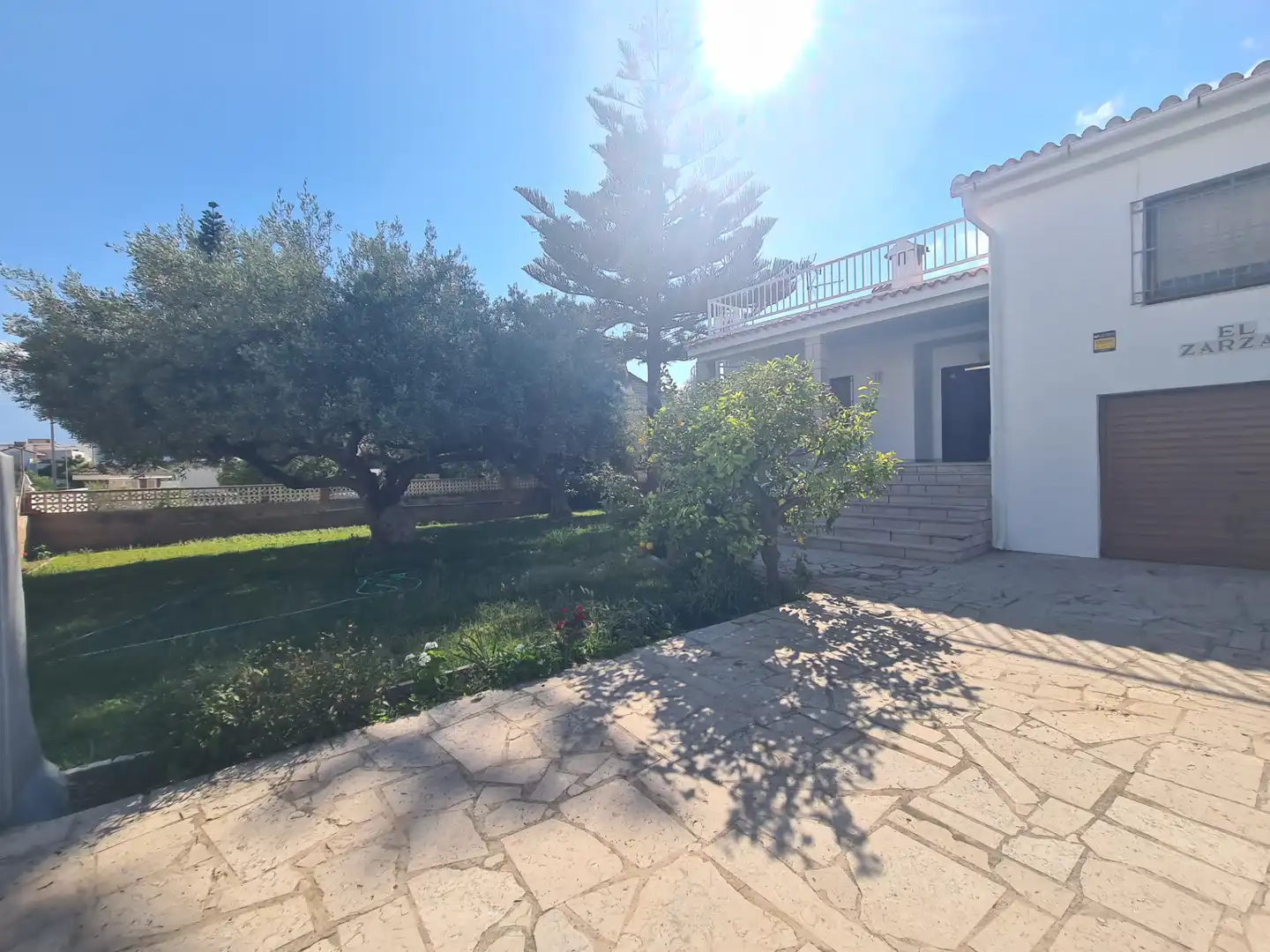 Vista exterior de Casa o xalet en venda en Vinaròs amb Calefacció, Jardí privat i Terrassa