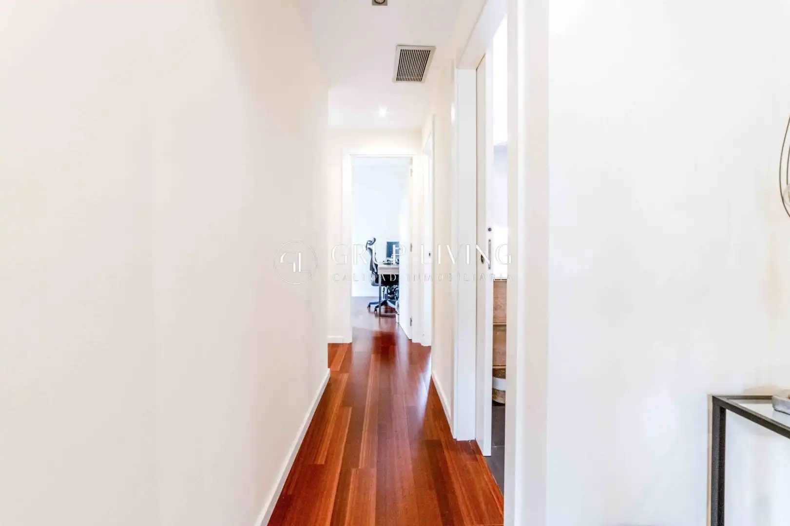 Flat for sale in Sitges  with Air Conditioner, Heating and Parquet flooring