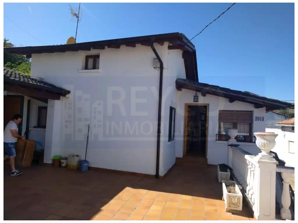 Vista exterior de Casa o chalet en venta en Villaverde de Rioja con Jardín privado y Balcón