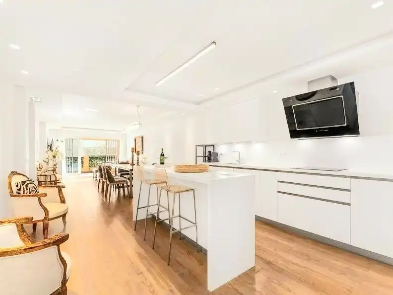 Cuina de Pis en venda en Marbella amb Aire condicionat, Calefacció i Terrassa