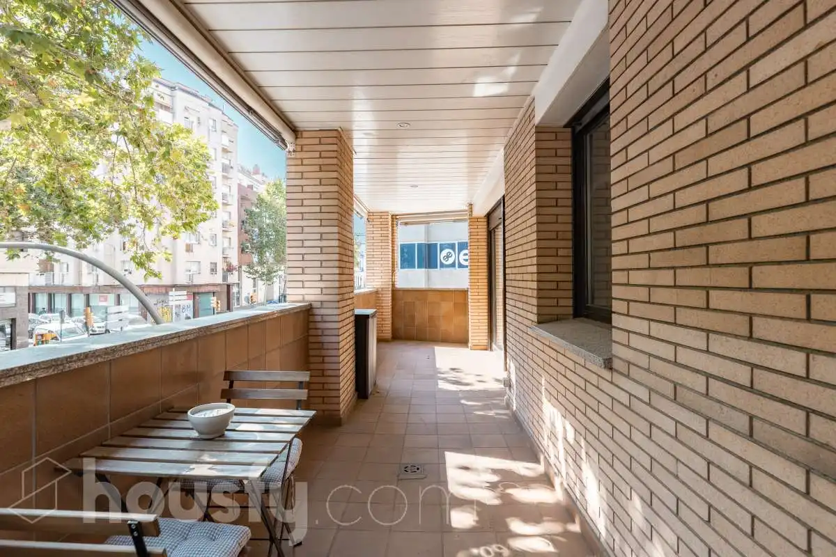Appartement avec ascenseur à vendre à Plaça de Maria Vinyes .