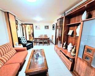 Living room of Flat for sale in  Zaragoza Capital