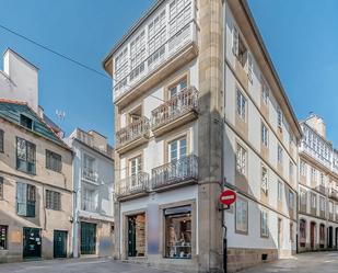 Vista exterior de Local en venda en Santiago de Compostela 