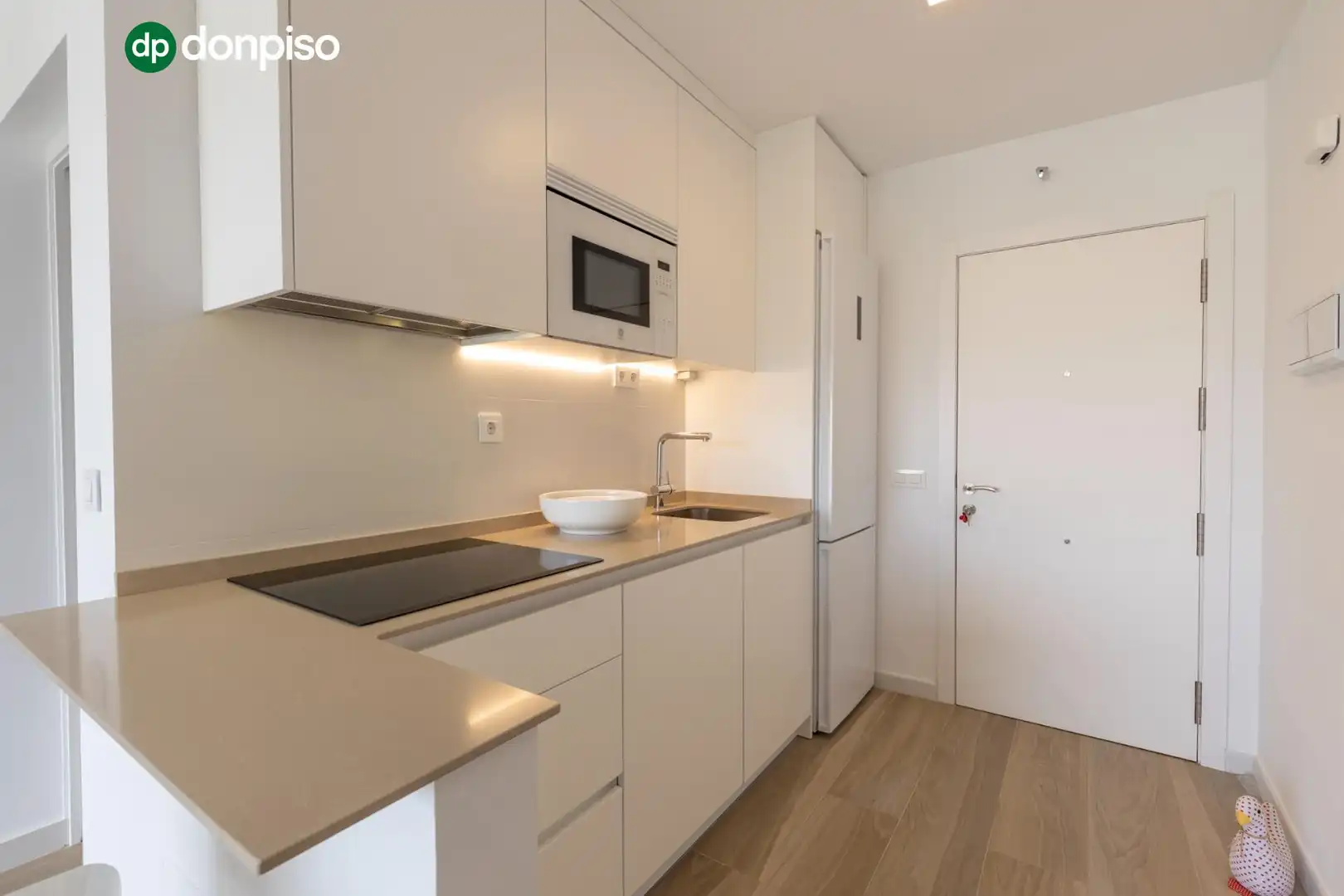 Cocina de Piso en venta en El Ejido con Piscina comunitaria