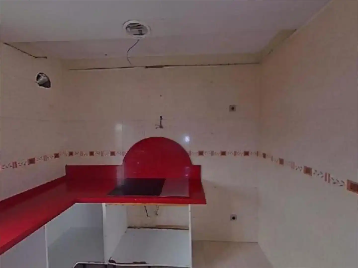 Cuina de Casa adosada en venda en Lliçà d'Amunt amb Aire condicionat