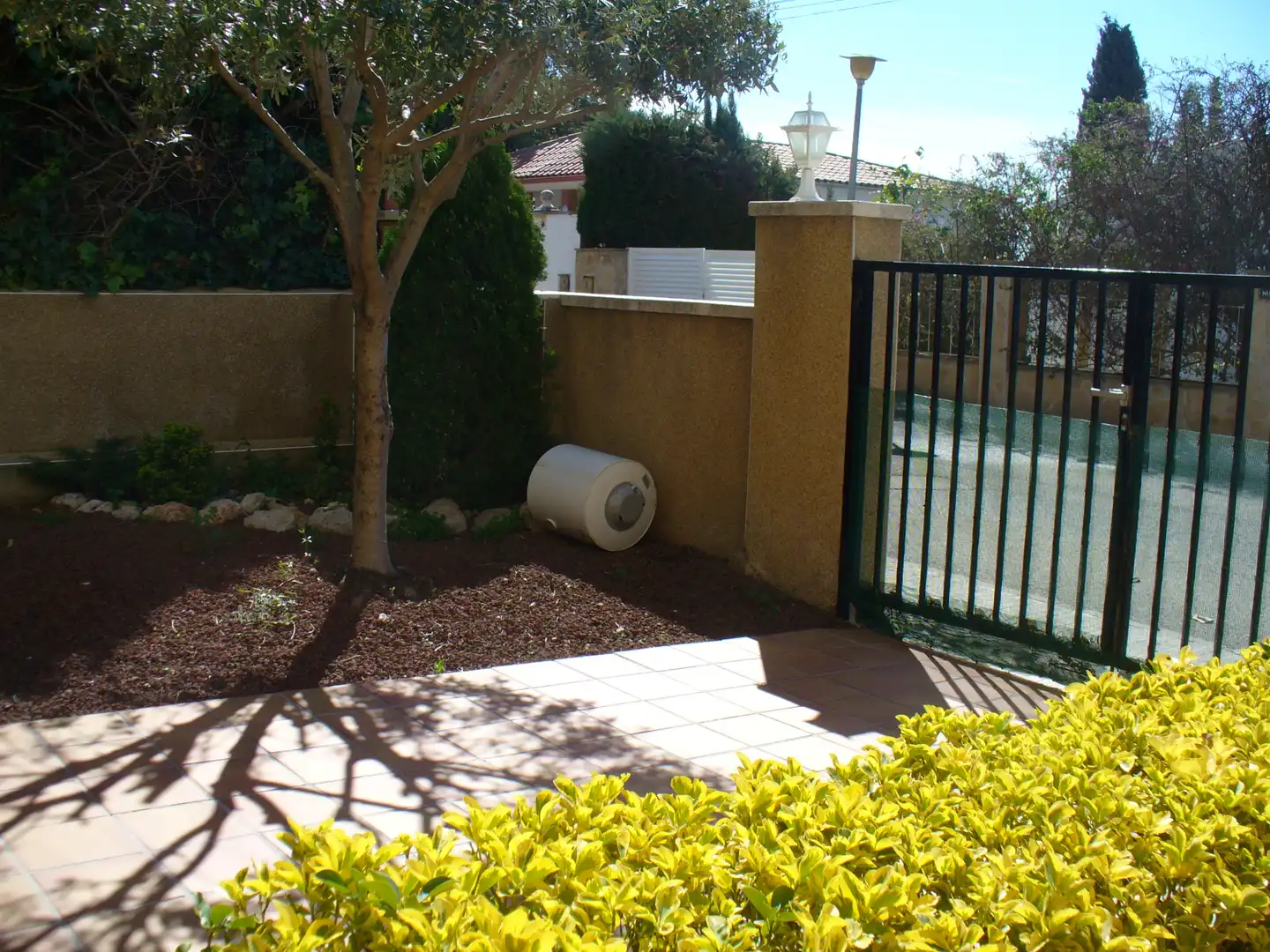 Casa aparellada amb jardí en venda a Carrer Farigola, imagen 38