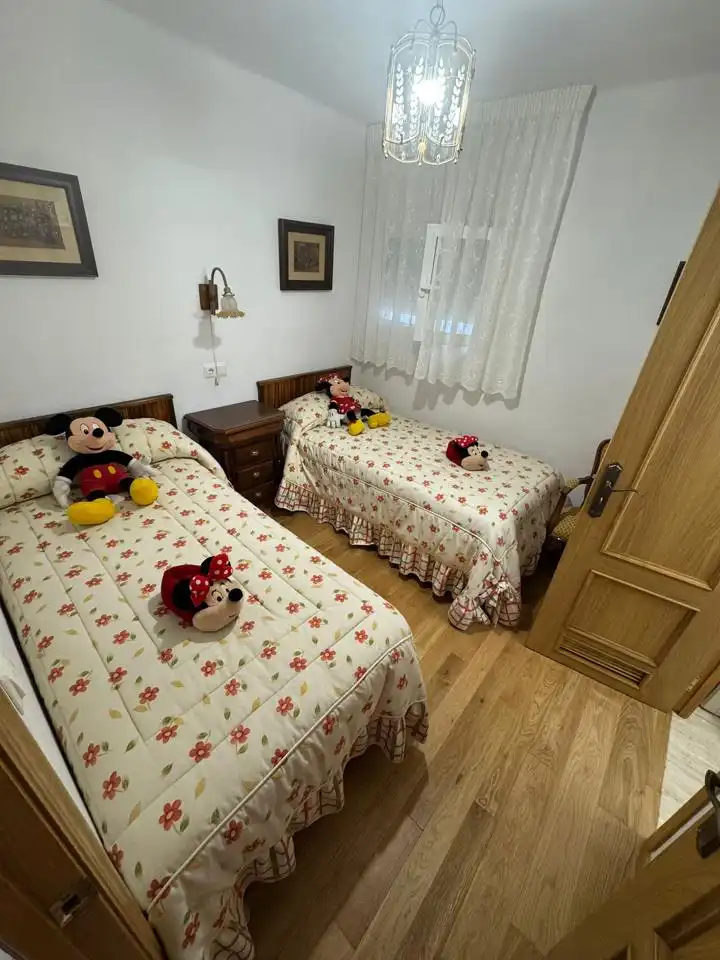 Bedroom of Flat for rent in Vélez-Málaga