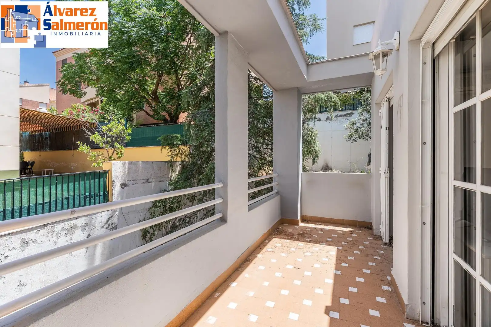 Terraza de Piso en venta en Granada con Aire acondicionado, Calefacción y Terraza