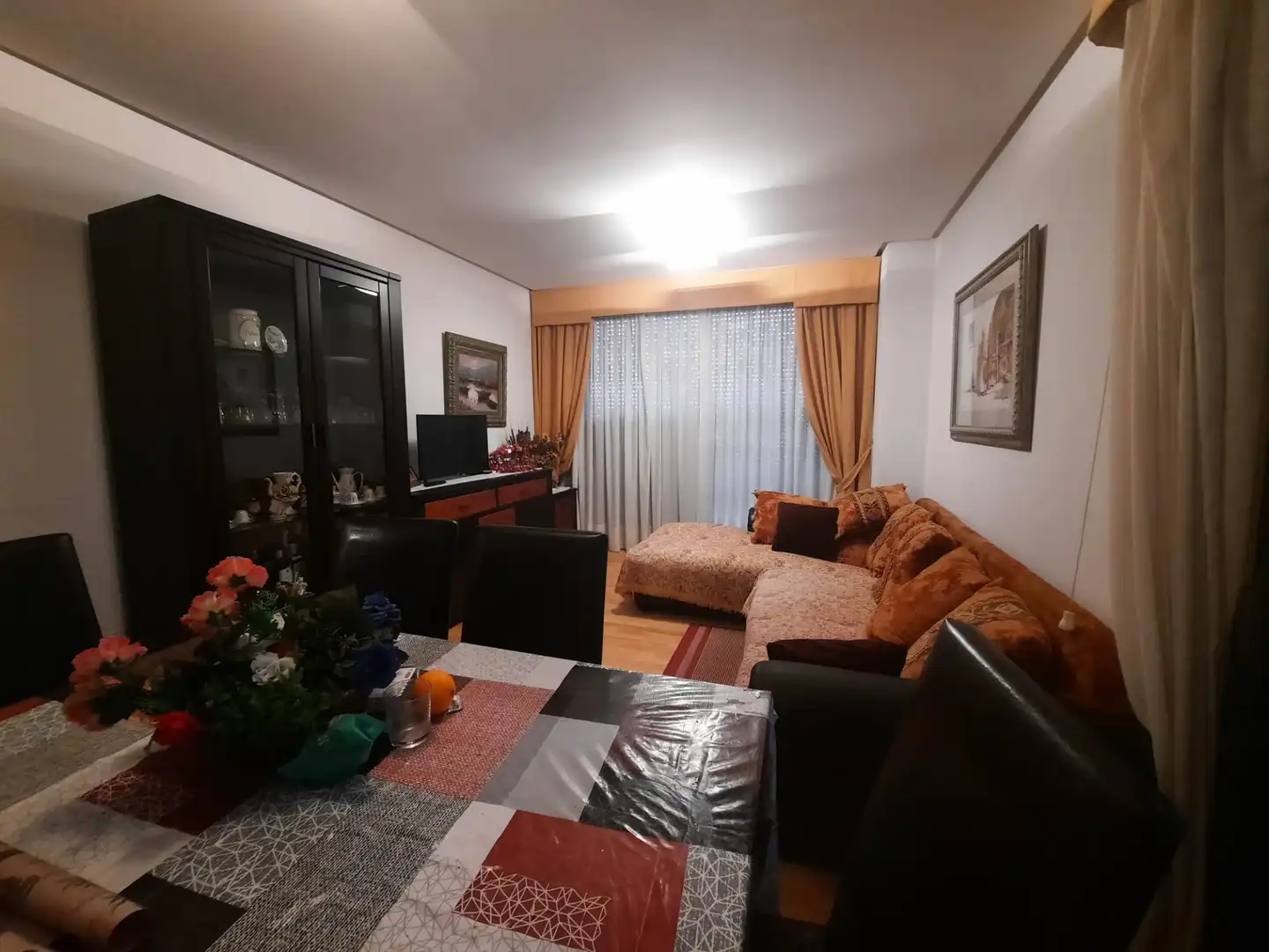Sala d'estar de Pis en venda en Castellón de la Plana / Castelló de la Plana amb Jardí privat, Parquet i Terrassa