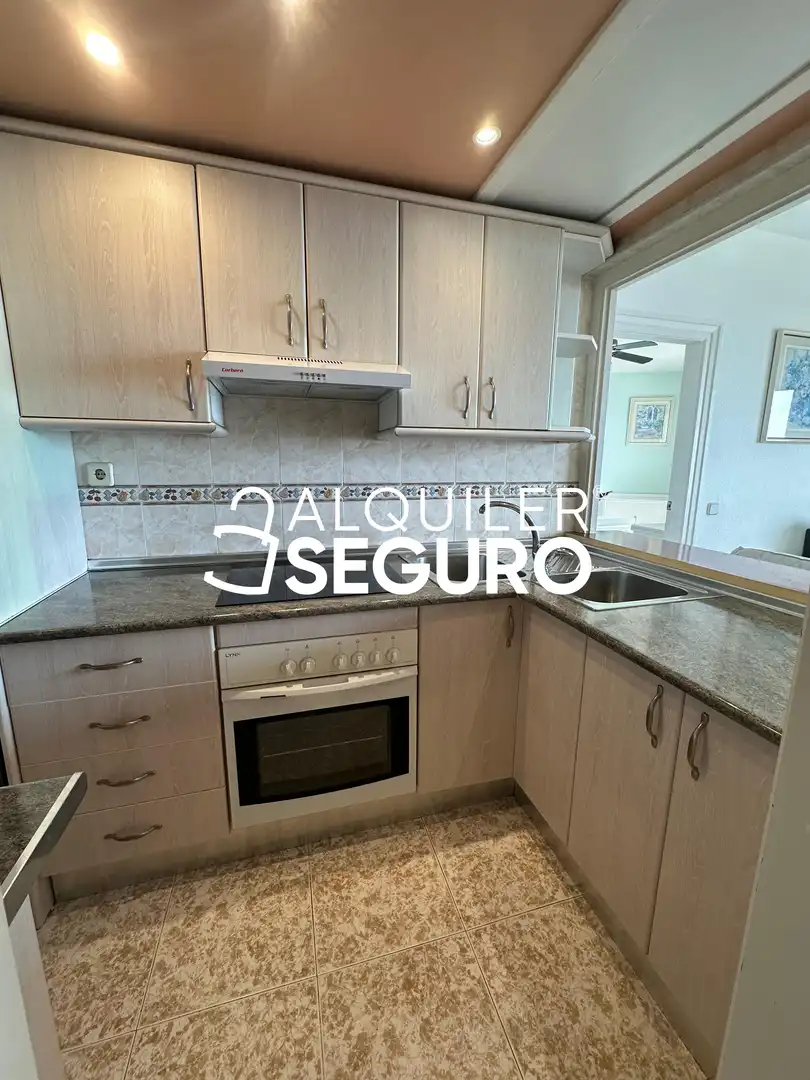 Kitchen of Flat for rent in Torremolinos  with Air Conditioner, Swimming Pool and Furnished