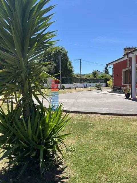 Parking de Casa o chalet en venta en Gijón  con Calefacción, Terraza y Trastero