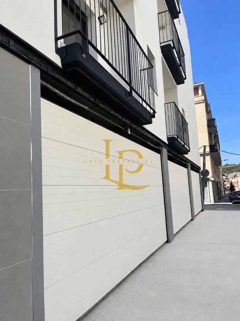 Vista exterior de Ático en venta en Terrassa con Aire acondicionado, Calefacción y Parquet