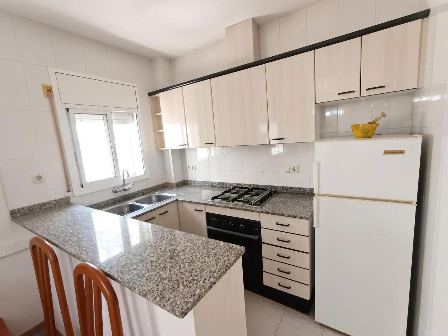 Cuina de Dúplex en venda en L'Ametlla de Mar  amb Terrassa i Moblat