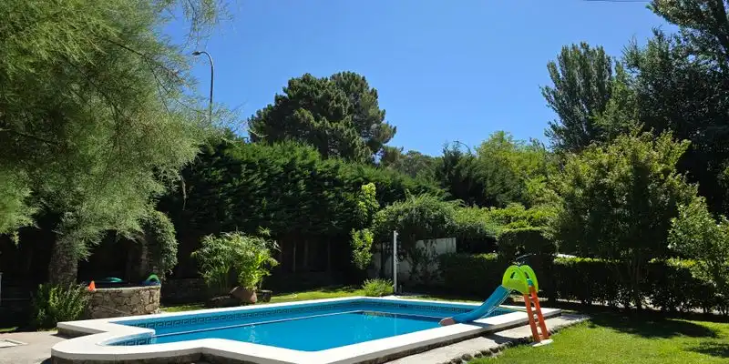 Casa o chalet en venta en Avenida Constitución , Arenas de San Pedro