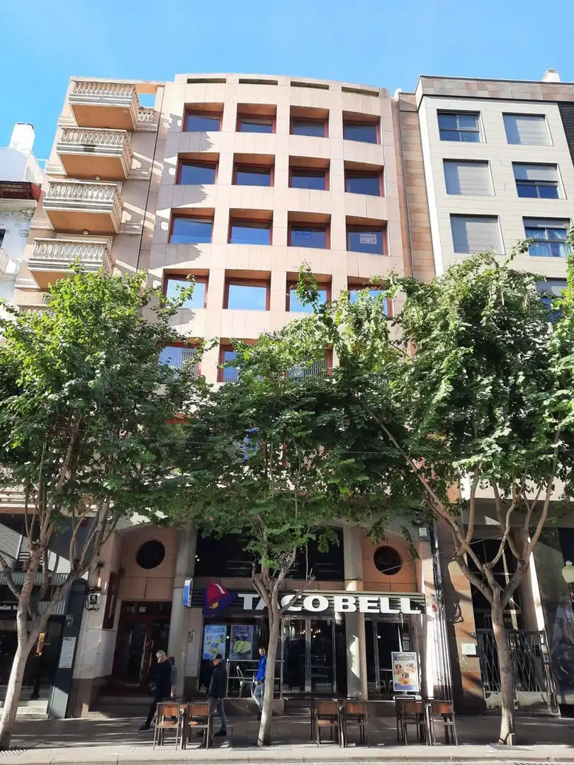 Ufficio con ascensore in affitto a Rambla de Méndez Núñez 23, imagen 3