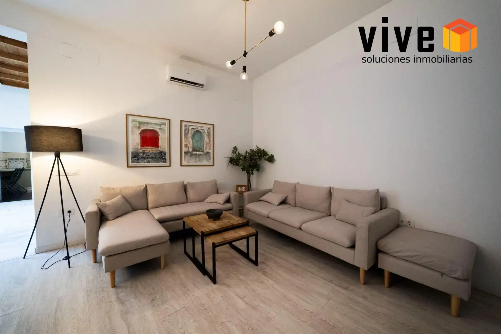 Sala de estar de Casa o chalet en venta en Sevilla con Aire acondicionado, Calefacción y Jardín privado